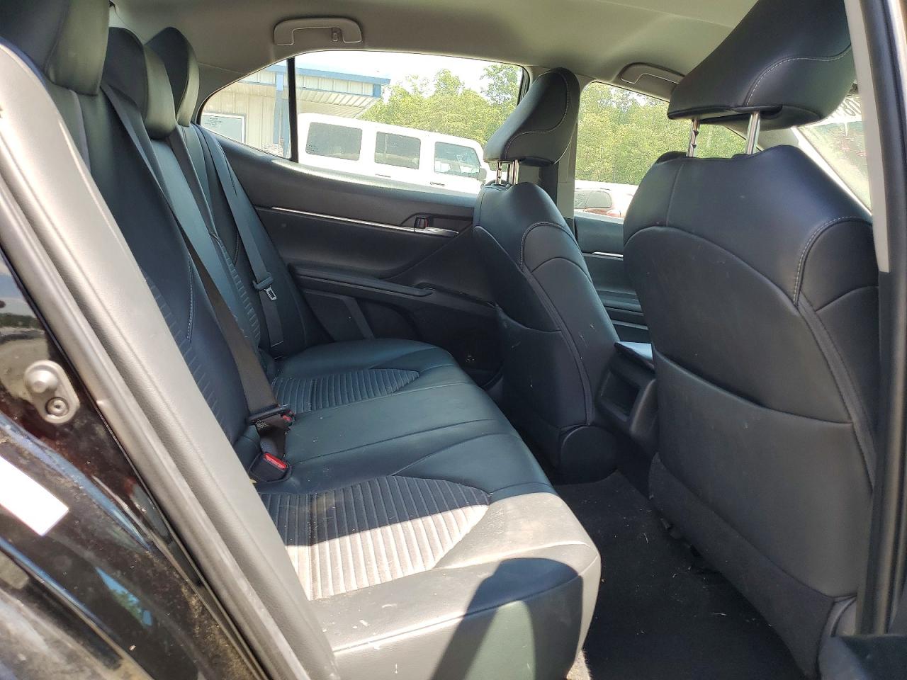 2019 TOYOTA CAMRY