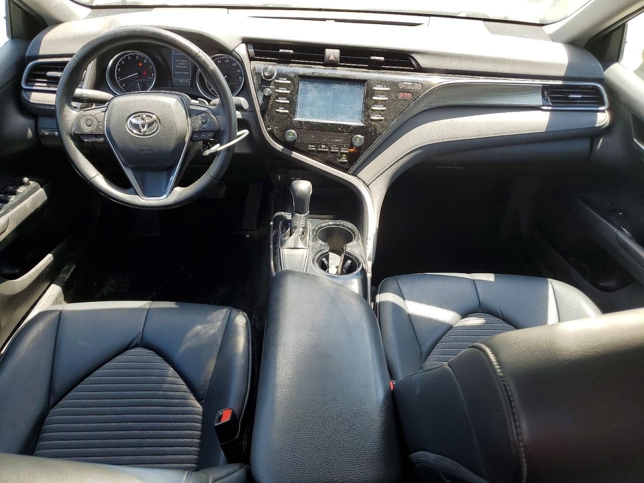 2019 TOYOTA CAMRY