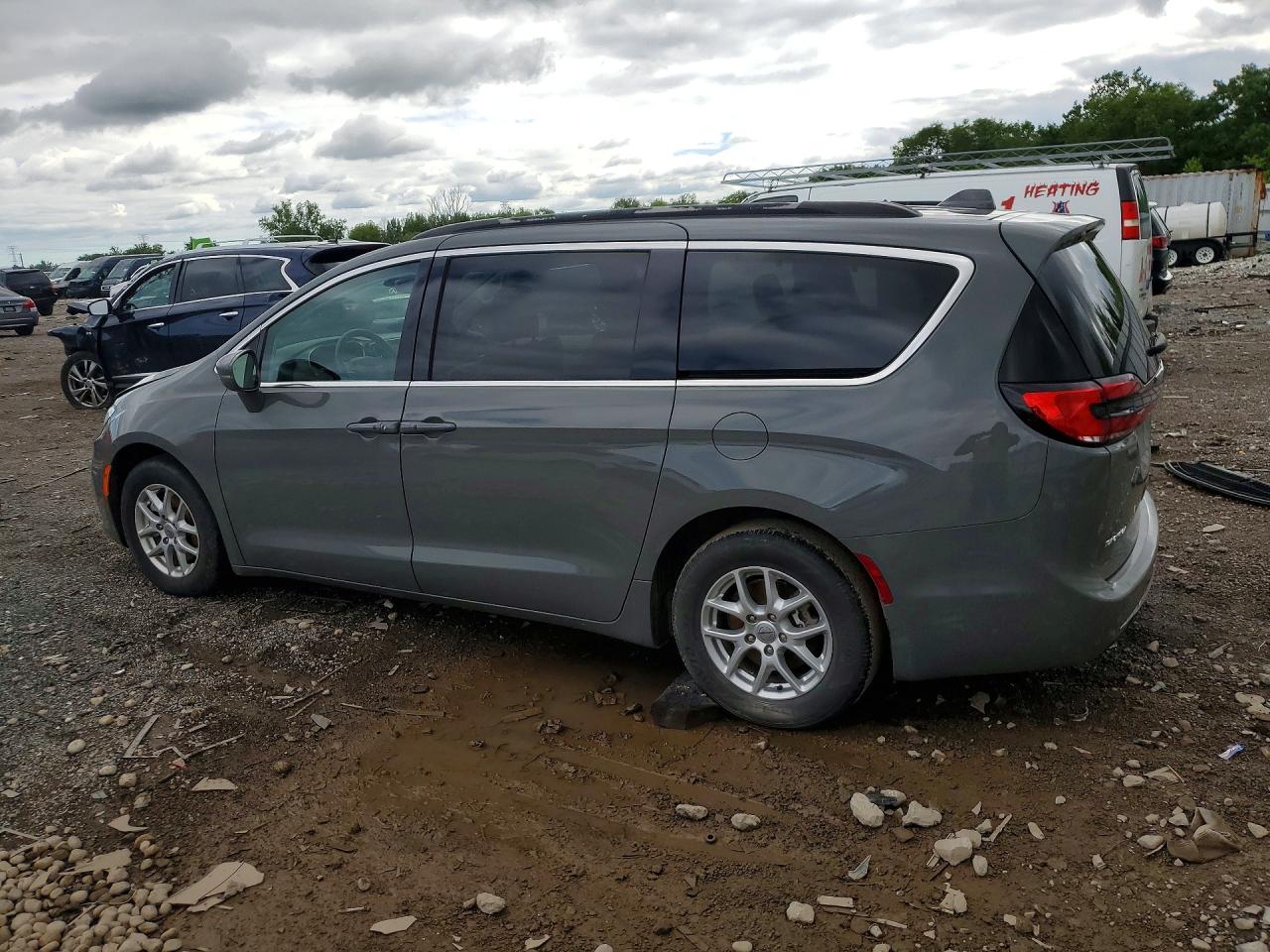 2022 CHRYSLER PACIFICA