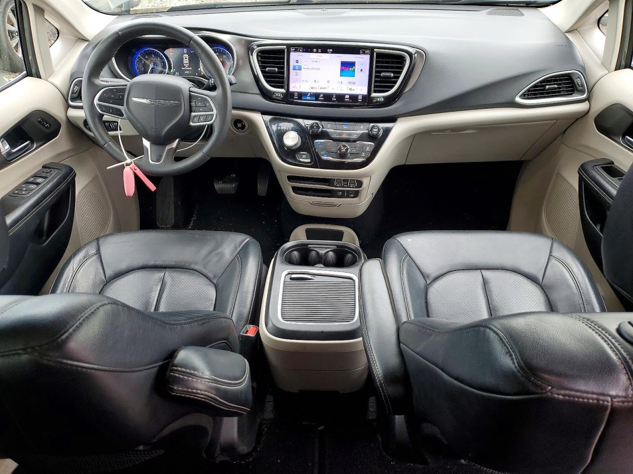 2022 CHRYSLER PACIFICA