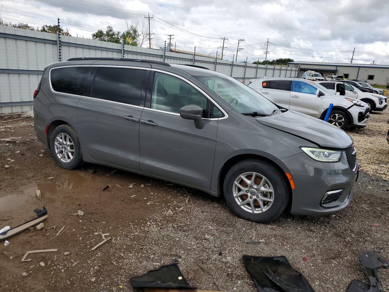 2022 CHRYSLER PACIFICA