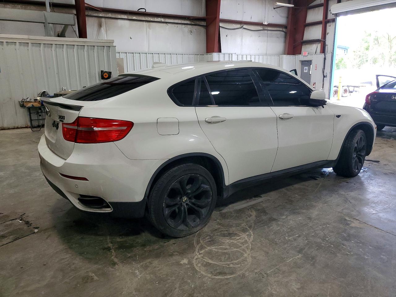 2011 BMW X6