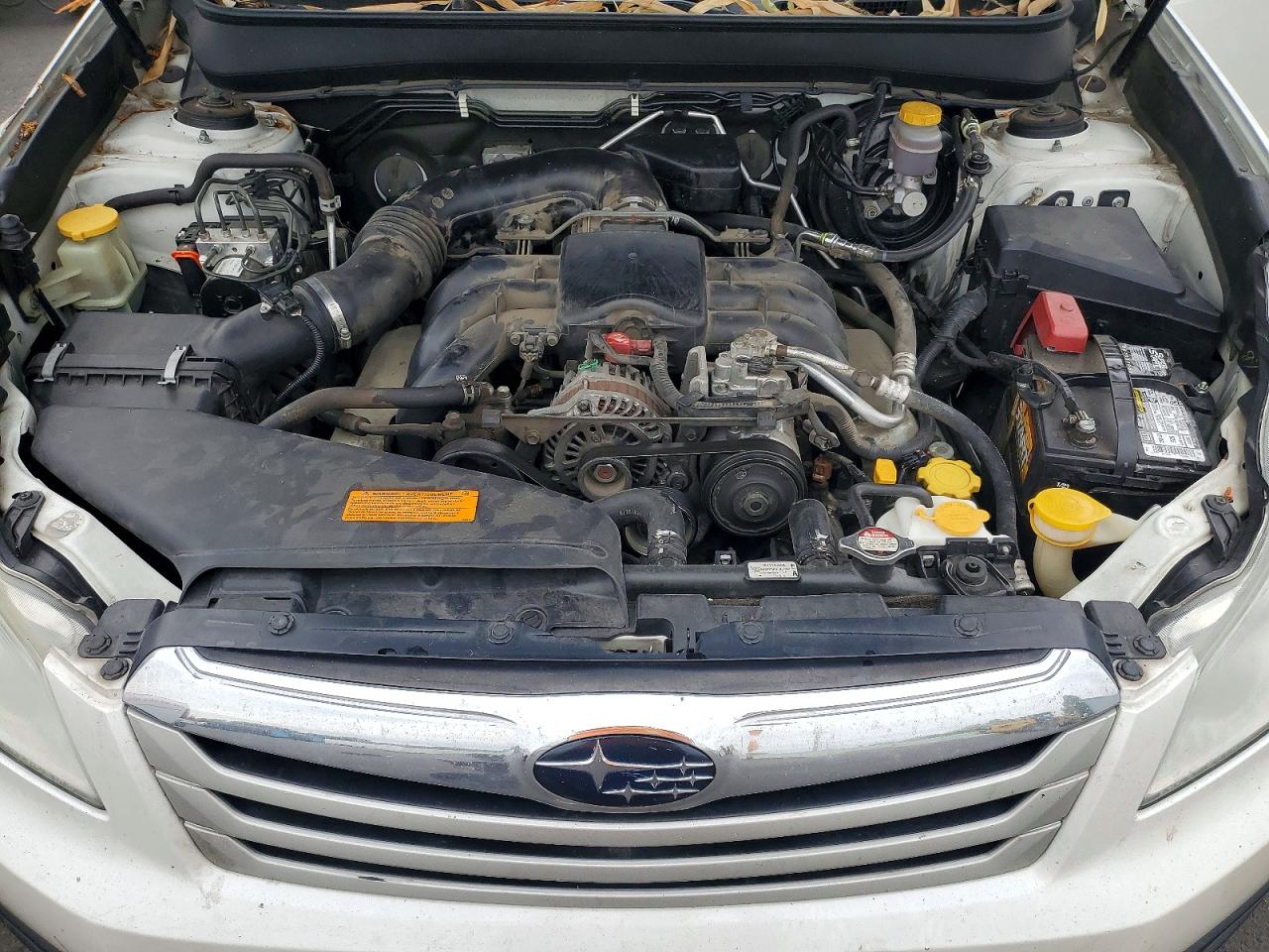 2012 SUBARU OUTBACK
