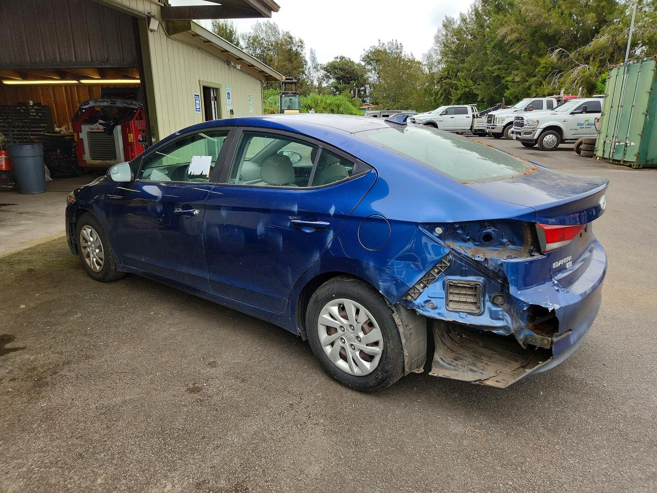 2017 HYUNDAI ELANTRA