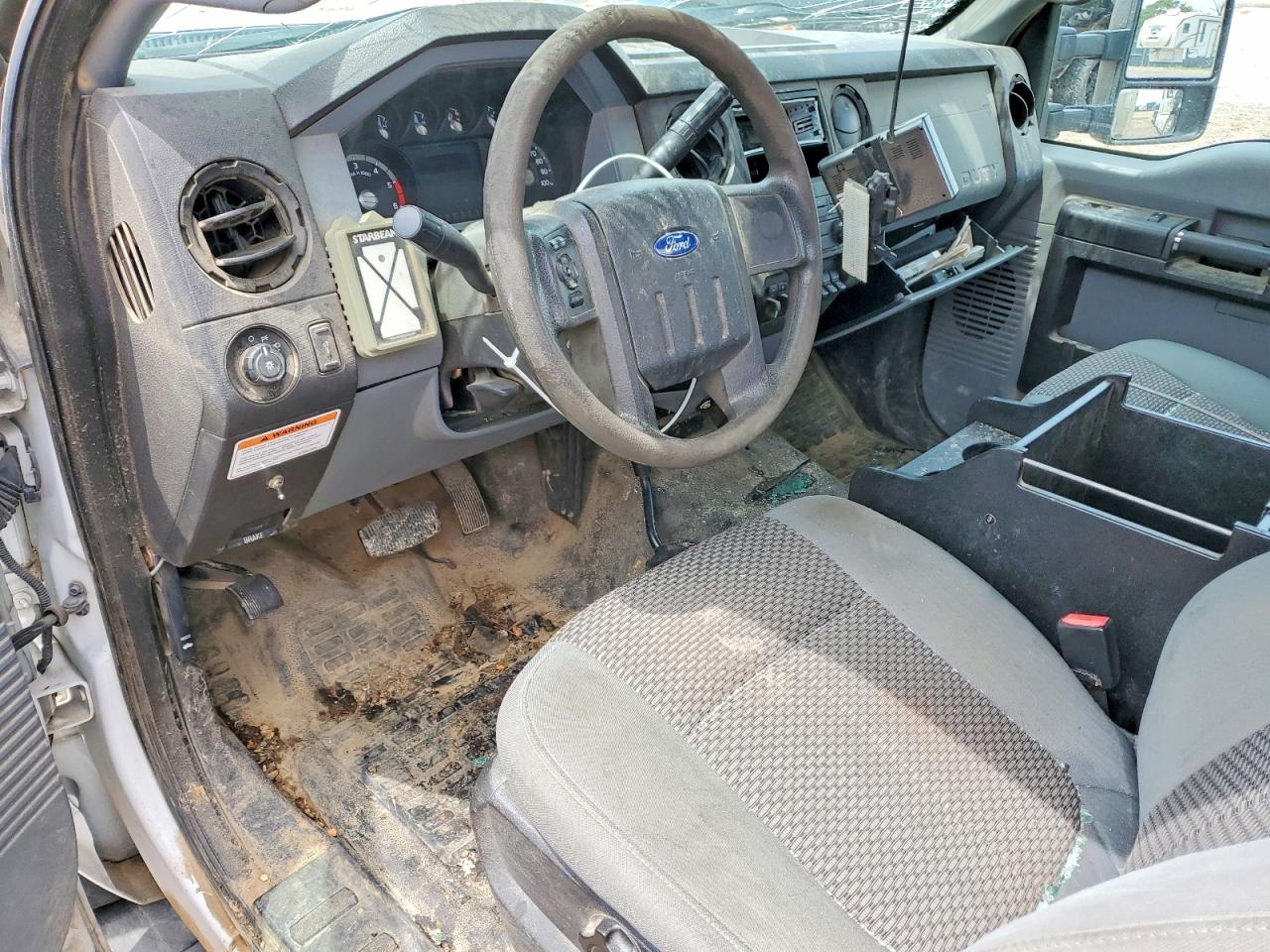2013 FORD F550