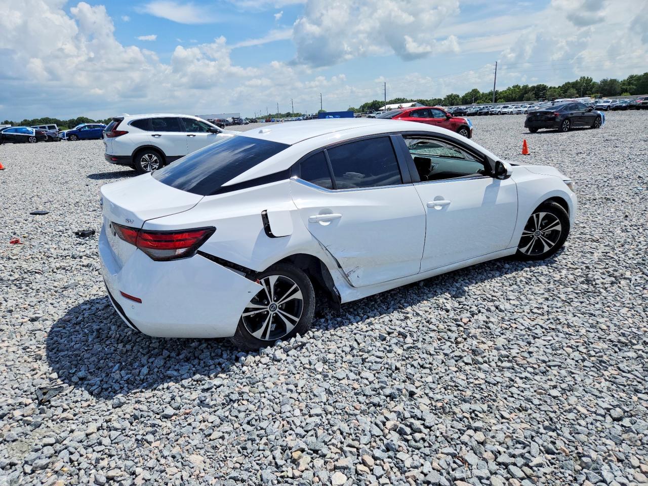 2022 NISSAN SENTRA