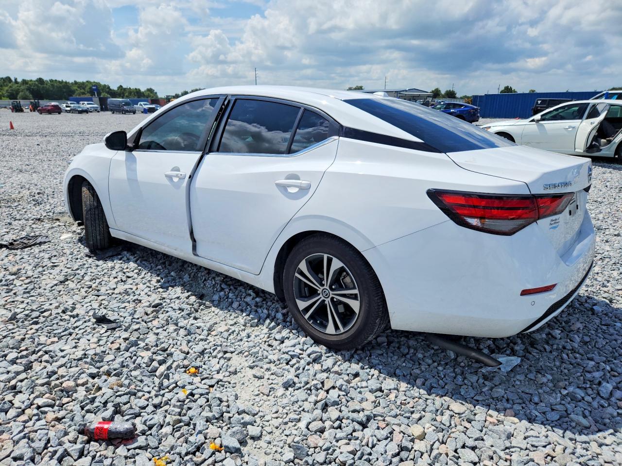 2022 NISSAN SENTRA