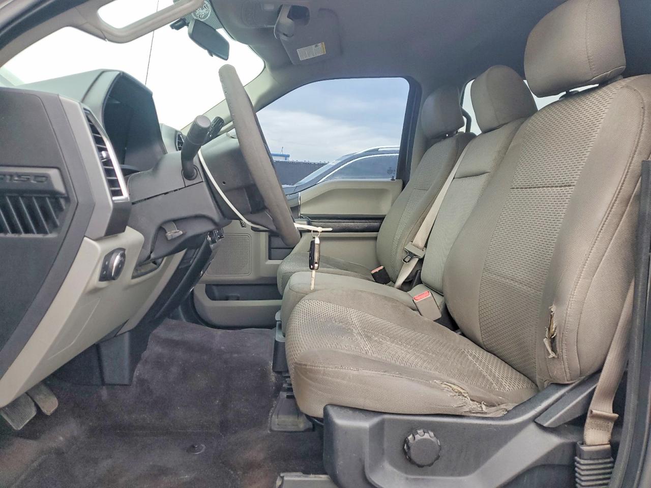 2016 FORD F150