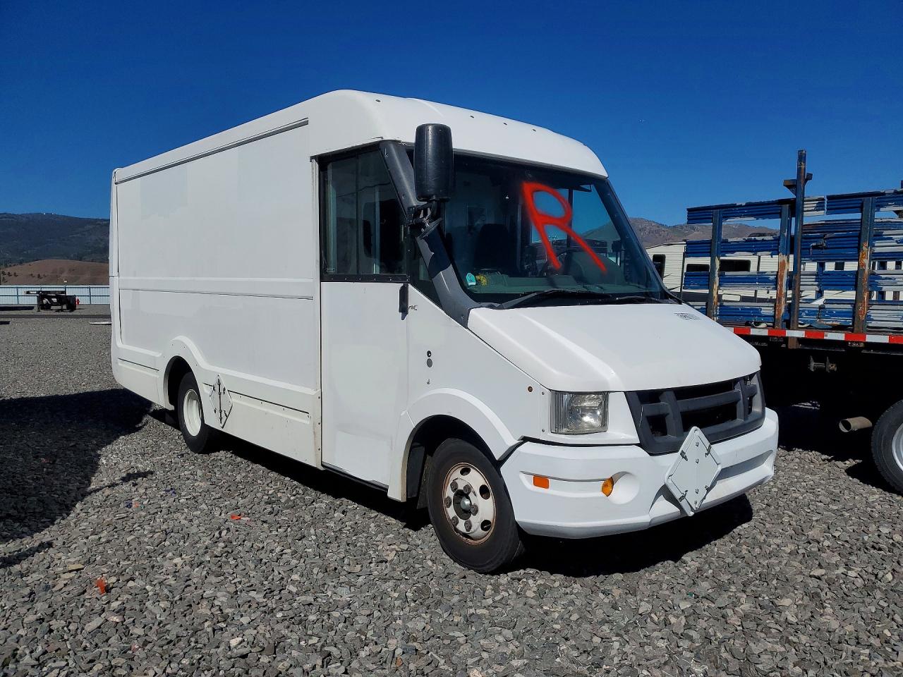 2016 ISUZU NPR