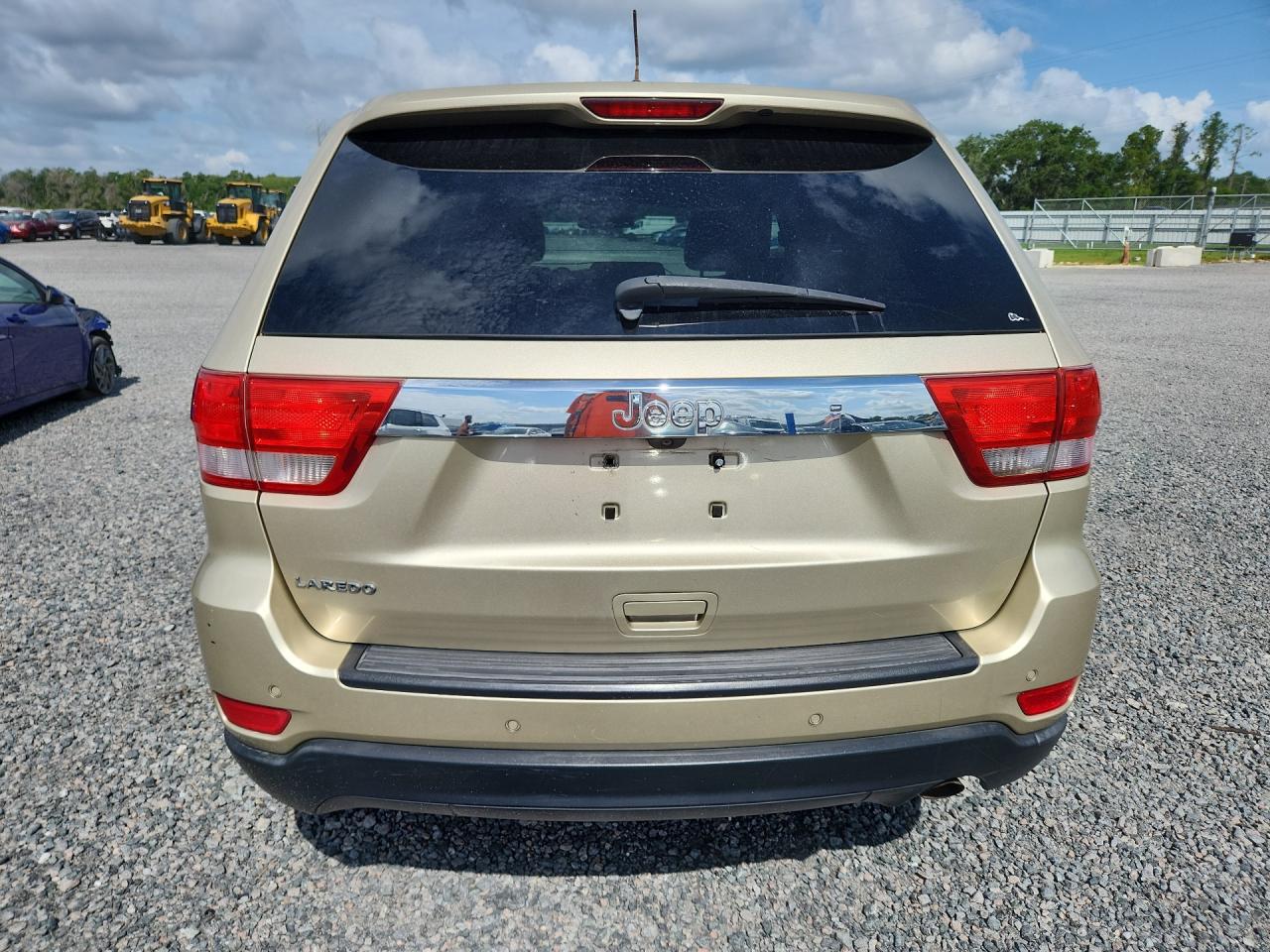 2011 JEEP CHEROKEE