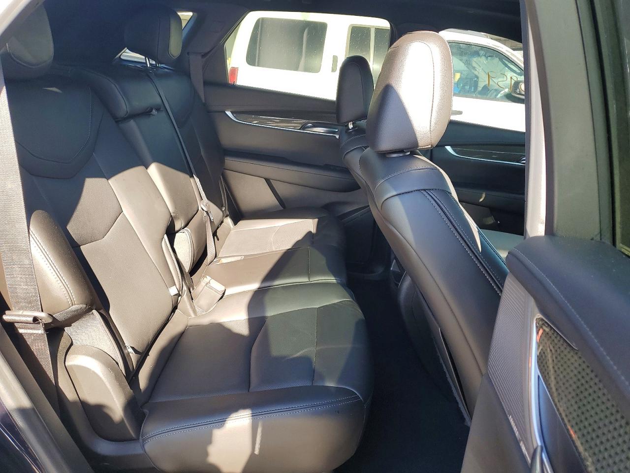 2021 CADILLAC XT5