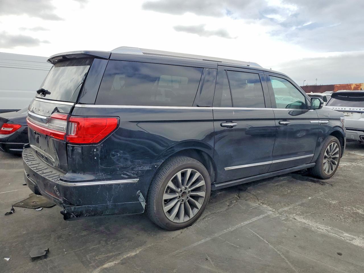 2019 LINCOLN NAVIGATOR