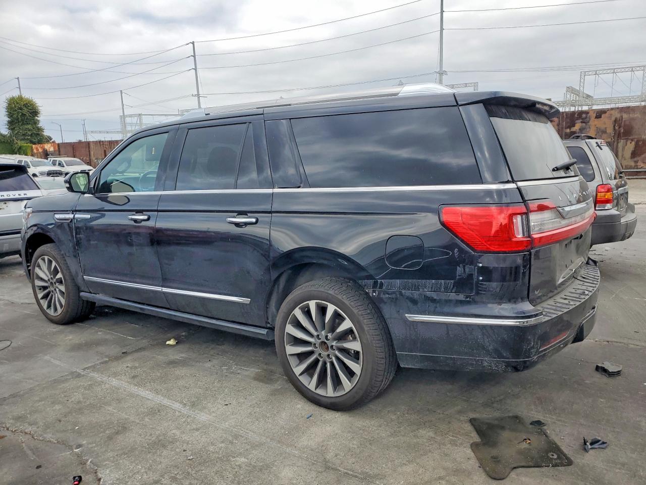 2019 LINCOLN NAVIGATOR