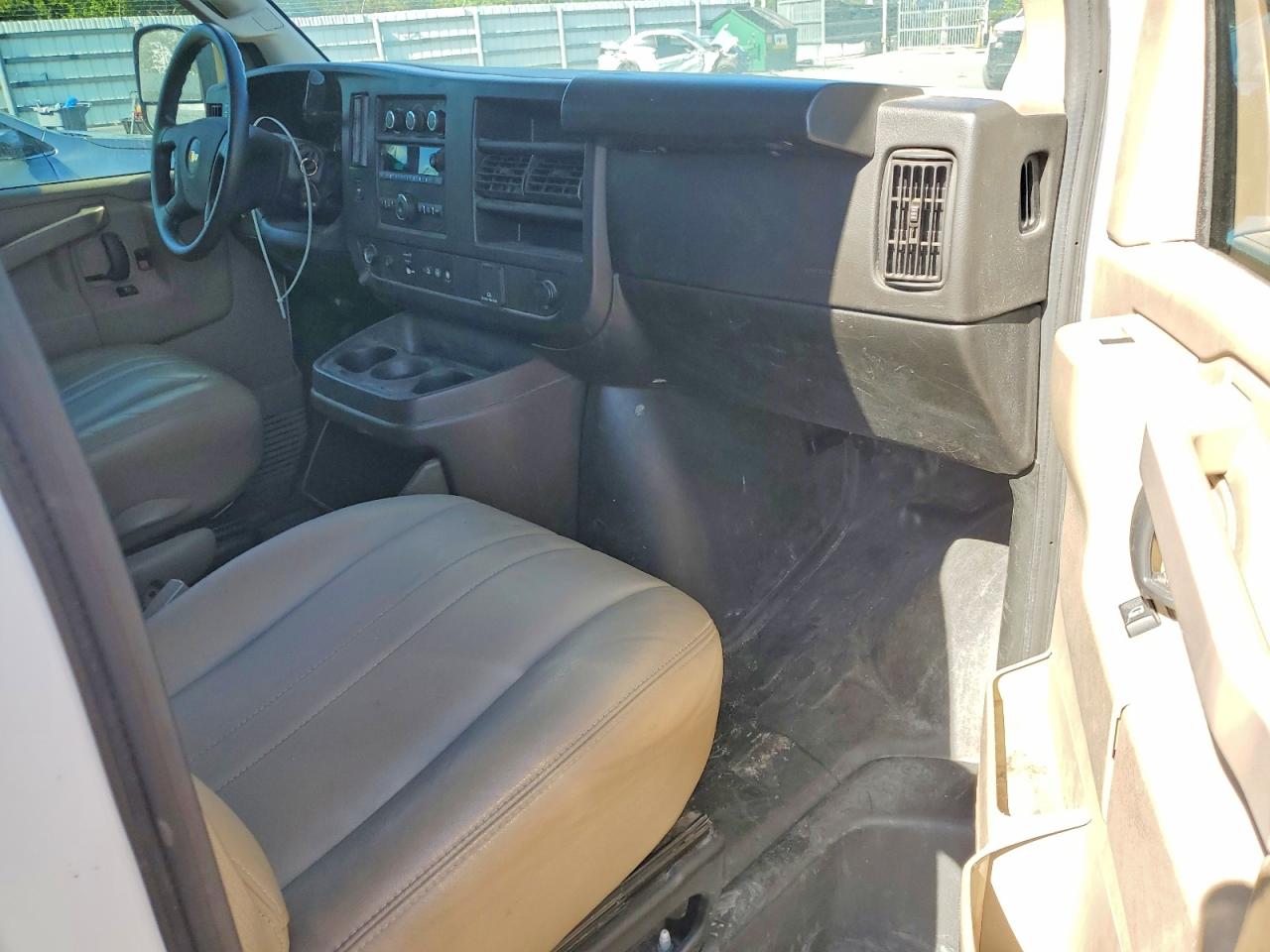 2022 CHEVROLET EXPRESS