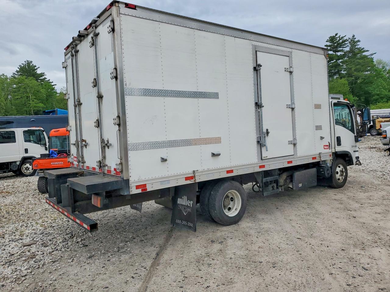 2023 ISUZU NPR