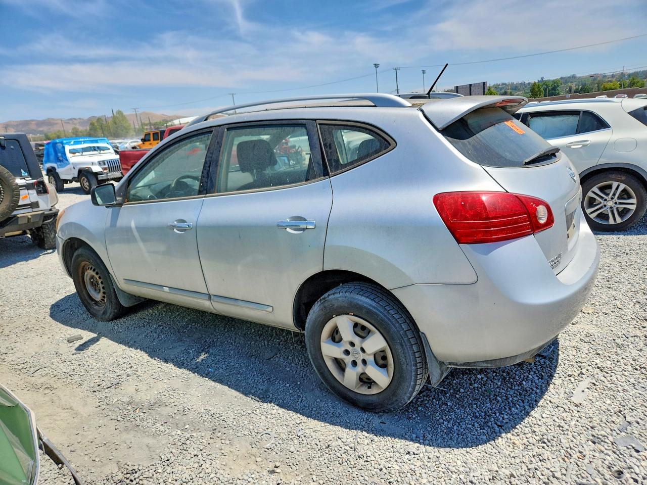 2015 NISSAN ROGUE