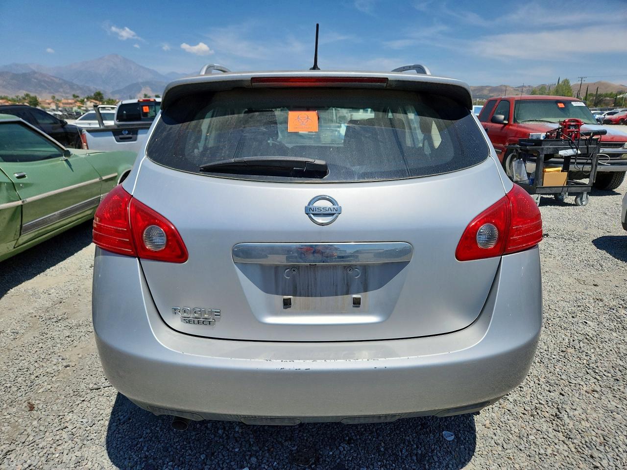 2015 NISSAN ROGUE
