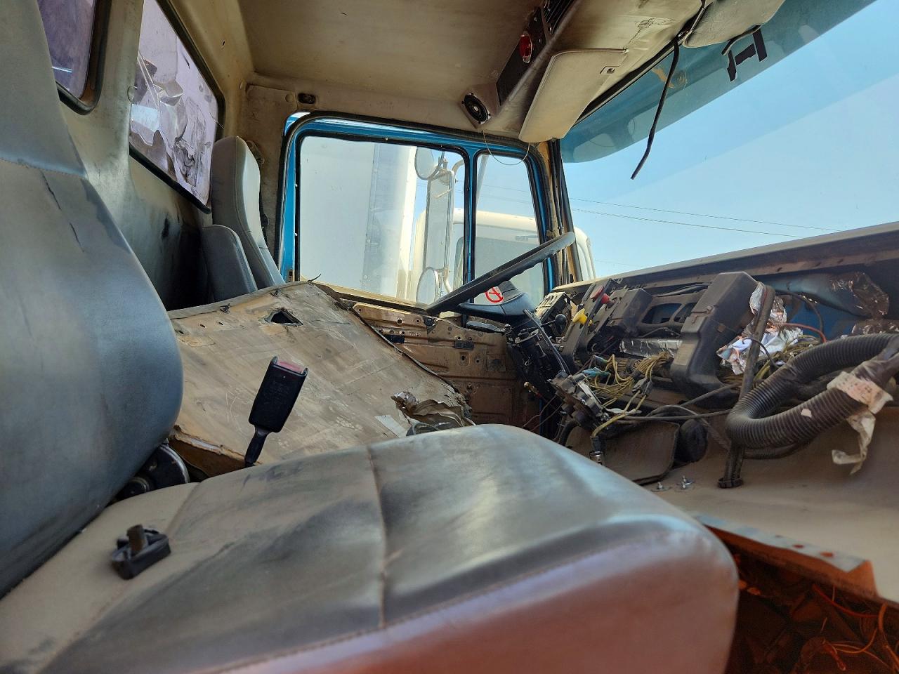 2002 FREIGHTLINER All Models
