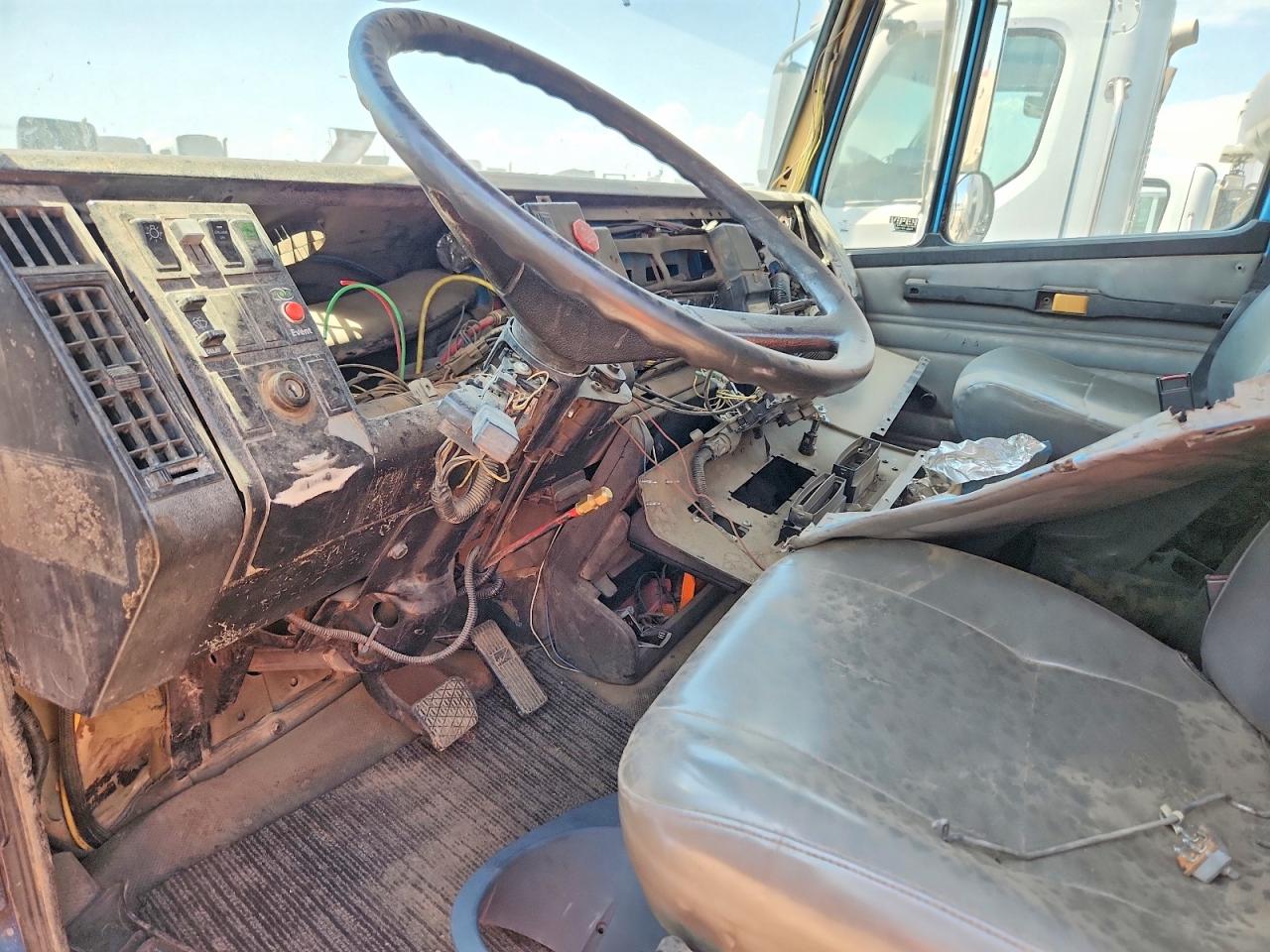 2002 FREIGHTLINER All Models