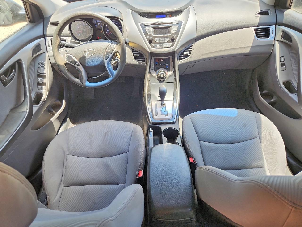 2013 HYUNDAI ELANTRA