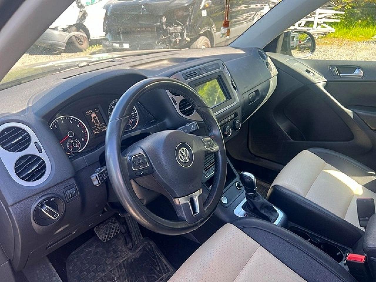 2017 VOLKSWAGEN TIGUAN