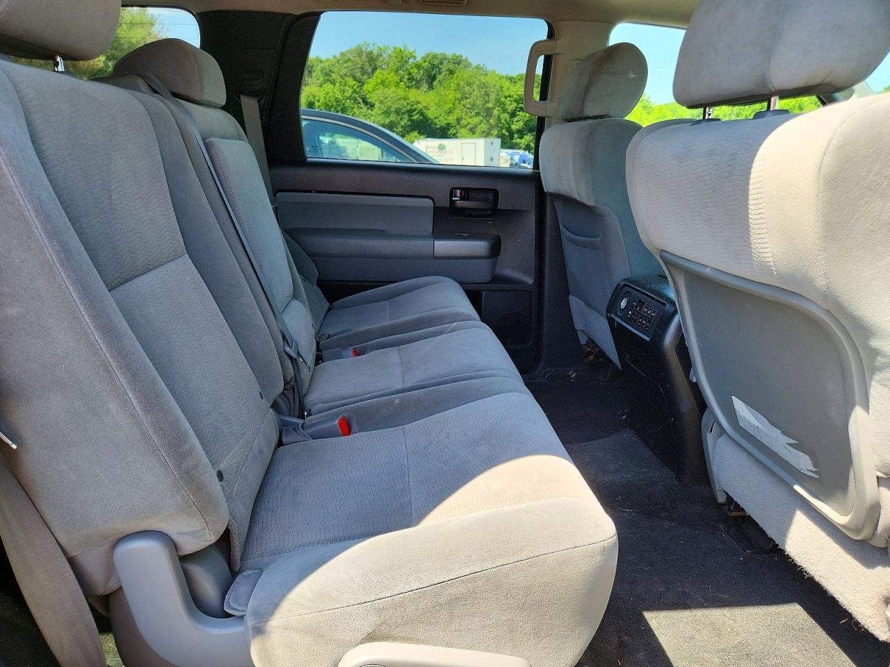 2013 TOYOTA SEQUOIA