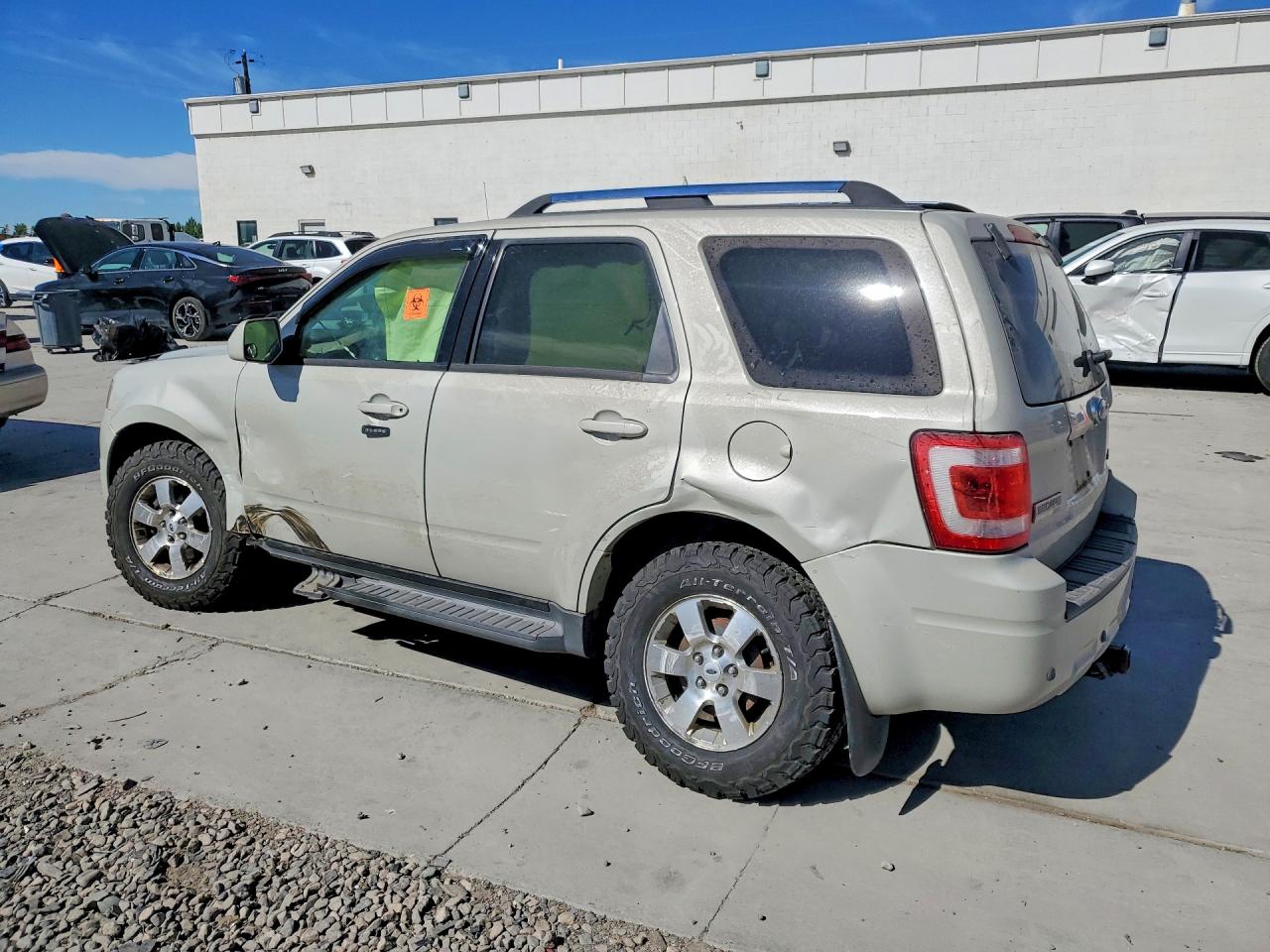 2009 FORD ESCAPE
