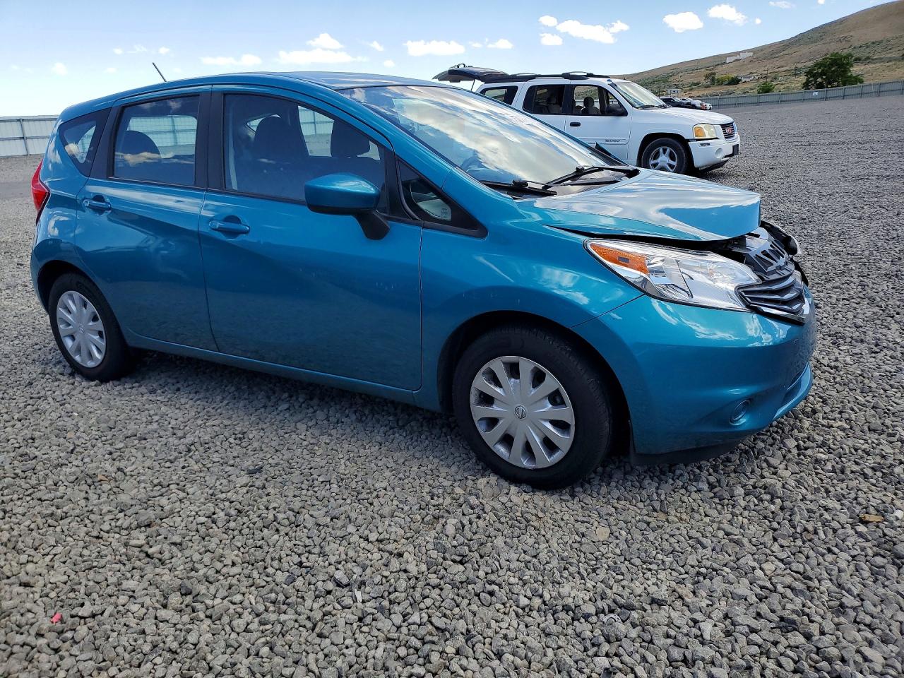 2016 NISSAN VERSA