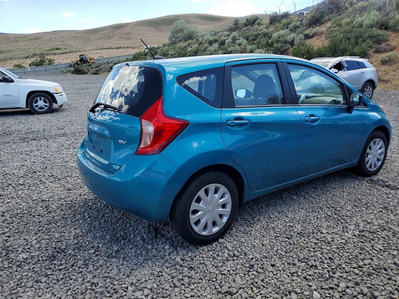 2016 NISSAN VERSA