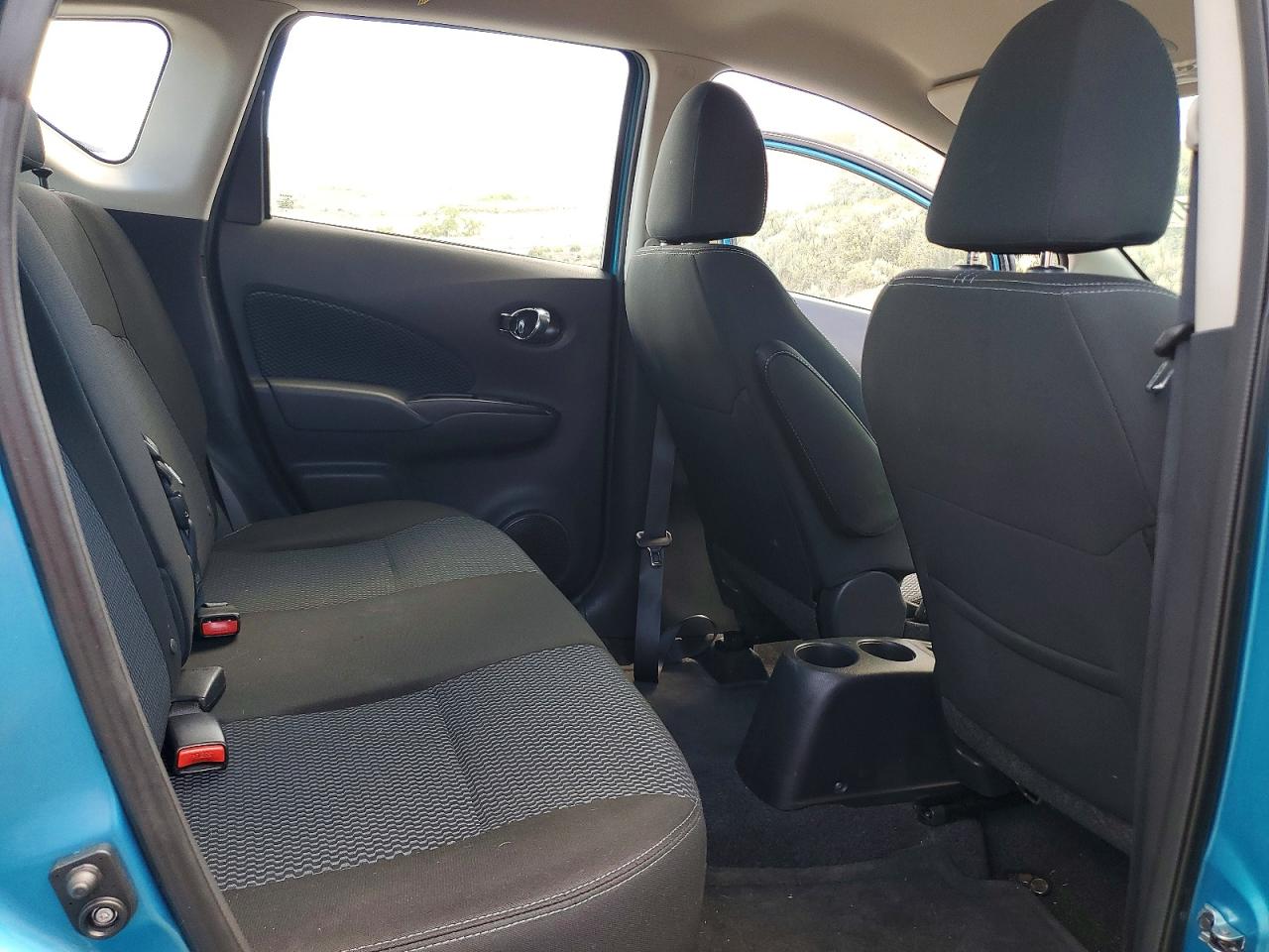 2016 NISSAN VERSA