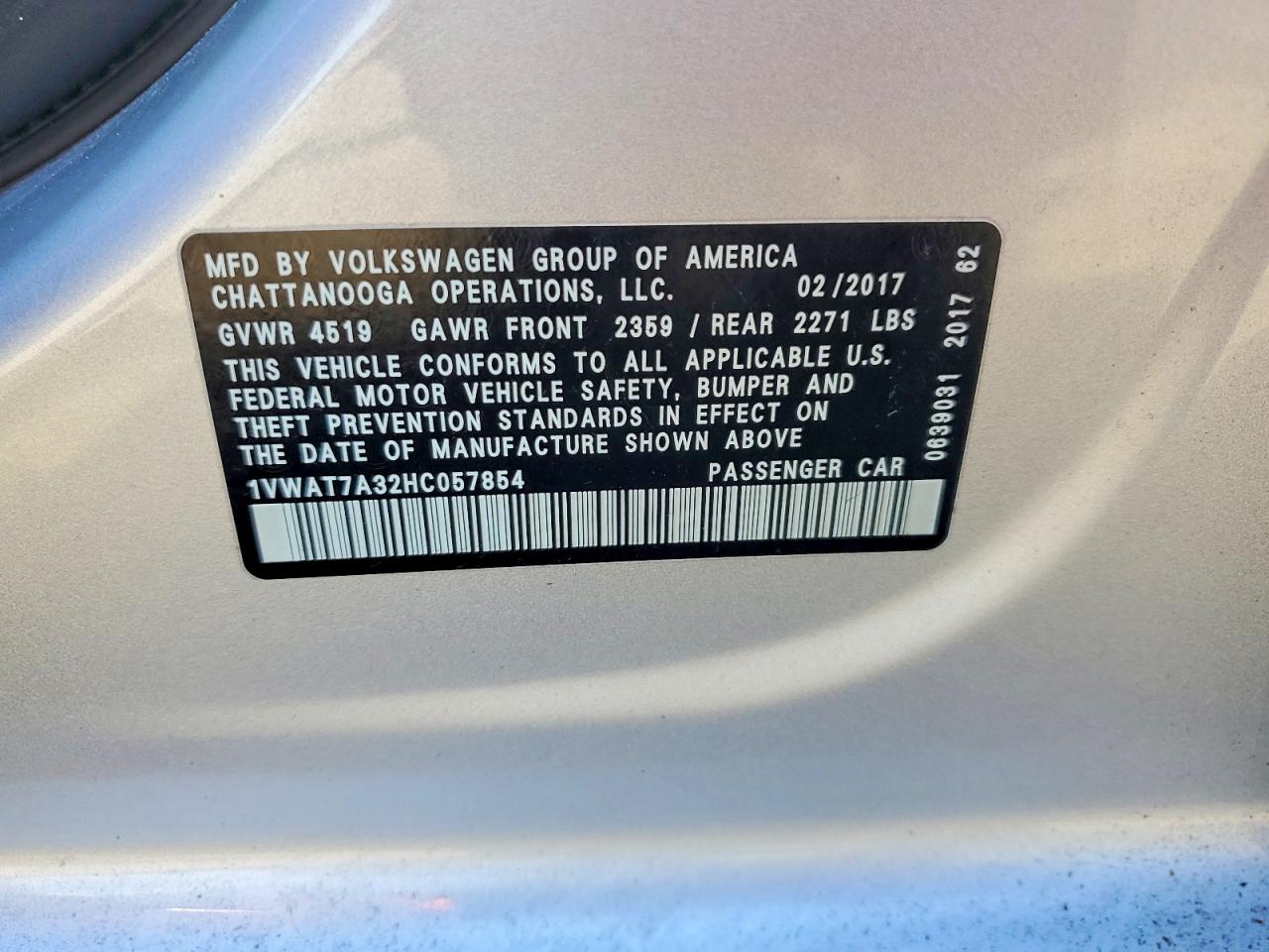 2017 VOLKSWAGEN PASSAT