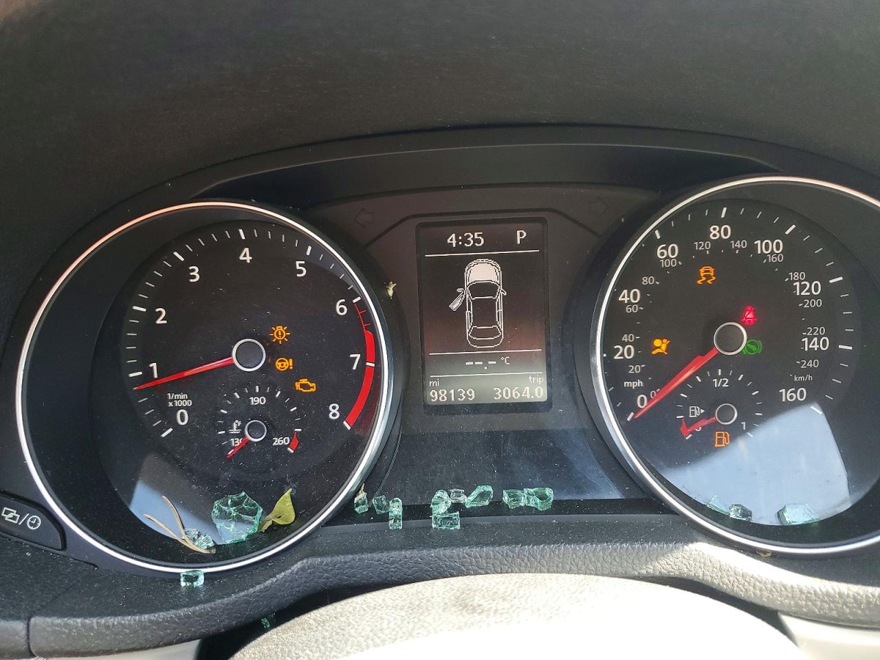 2017 VOLKSWAGEN PASSAT