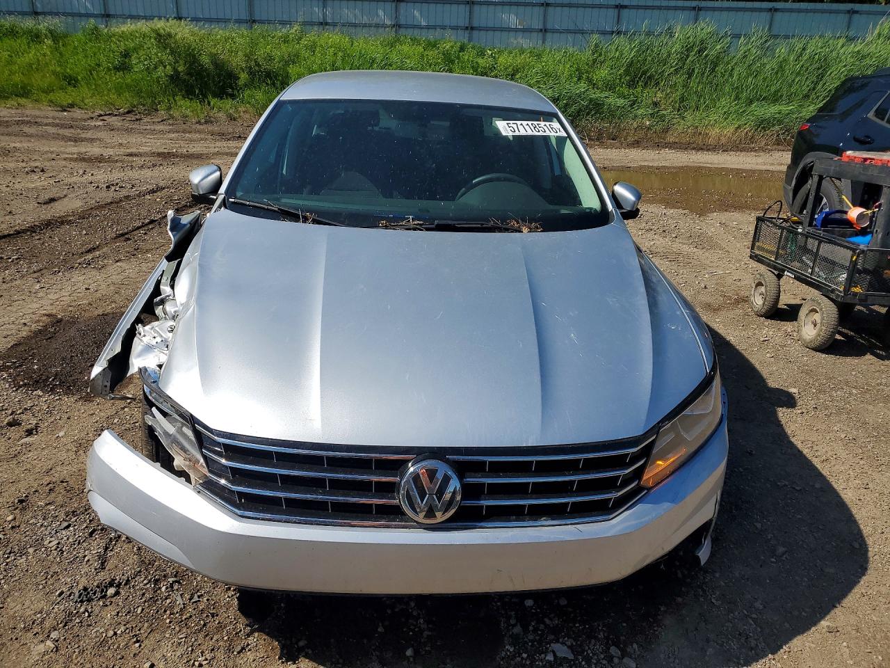 2017 VOLKSWAGEN PASSAT