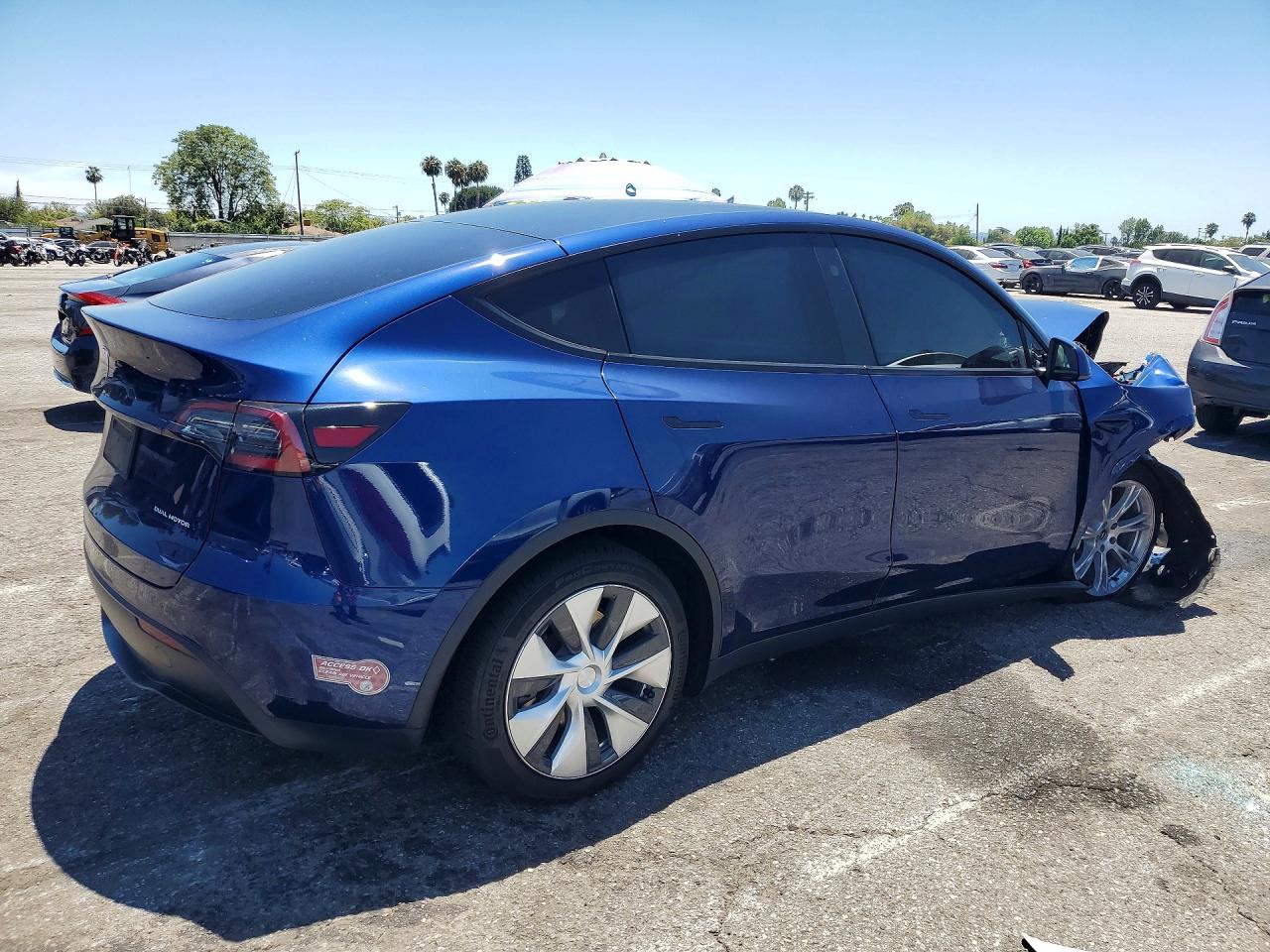 2023 TESLA MODEL Y