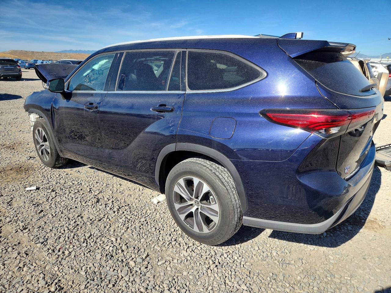 2022 TOYOTA HIGHLANDER