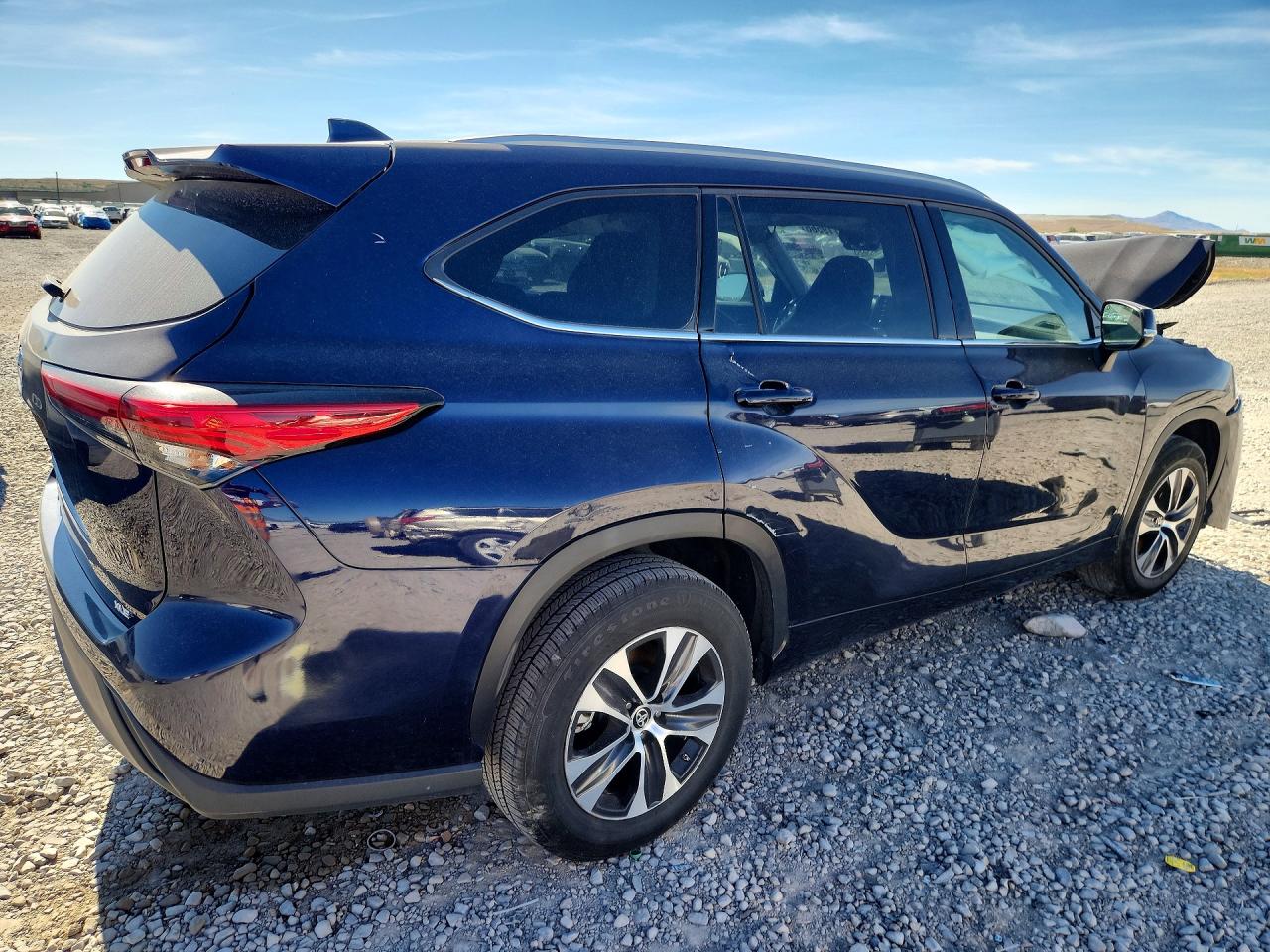 2022 TOYOTA HIGHLANDER