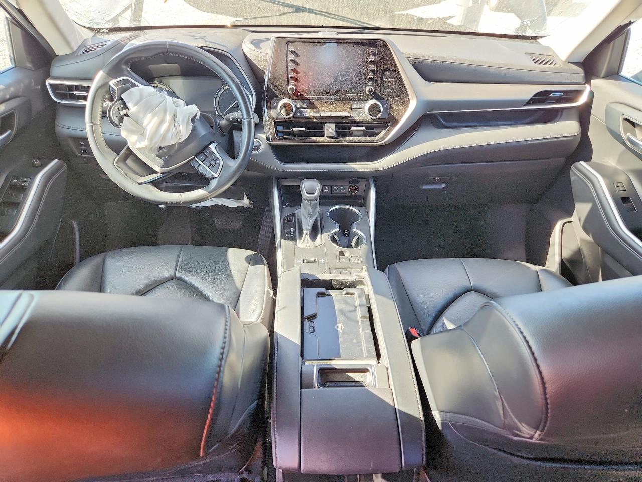 2022 TOYOTA HIGHLANDER
