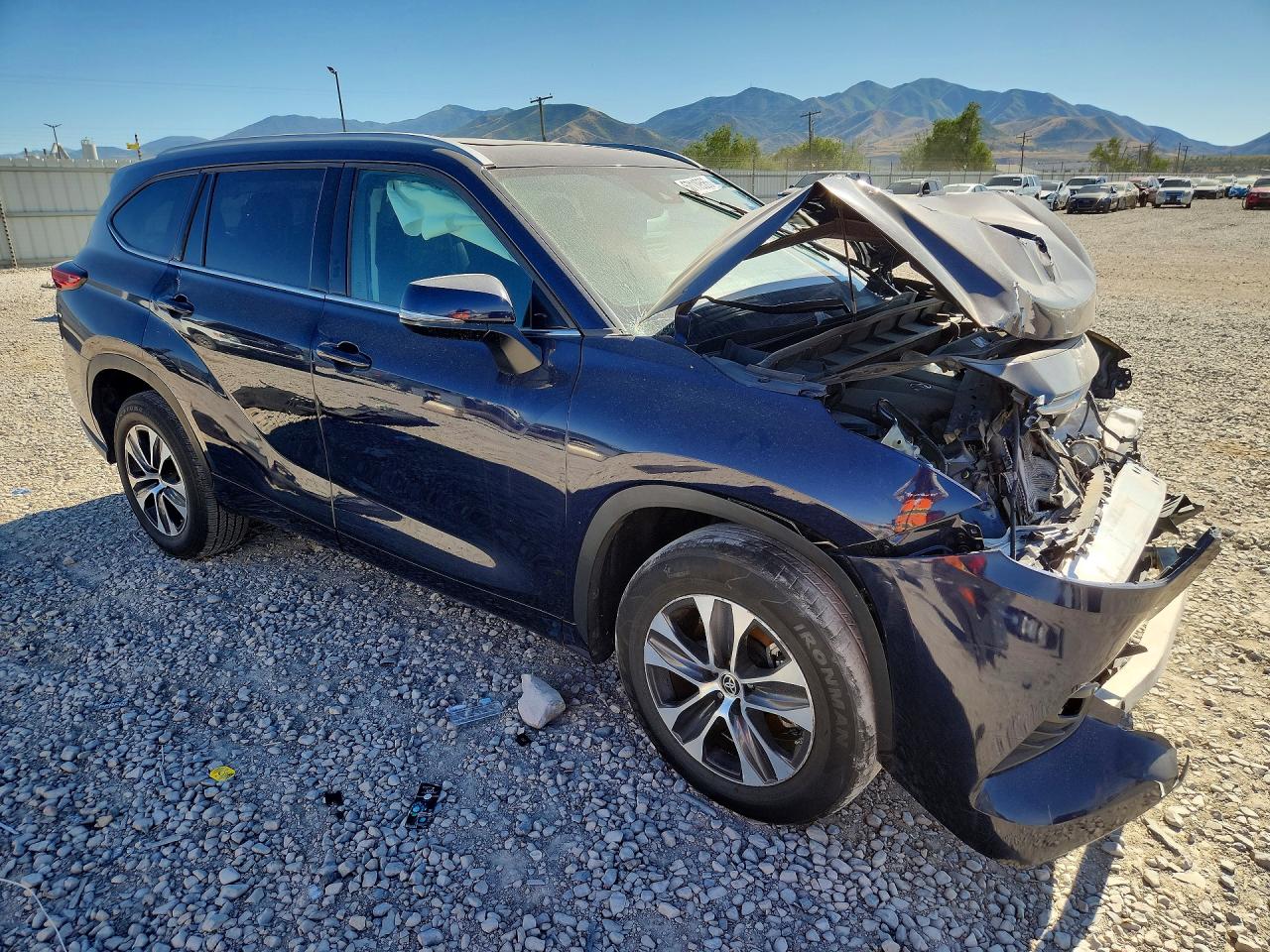 2022 TOYOTA HIGHLANDER