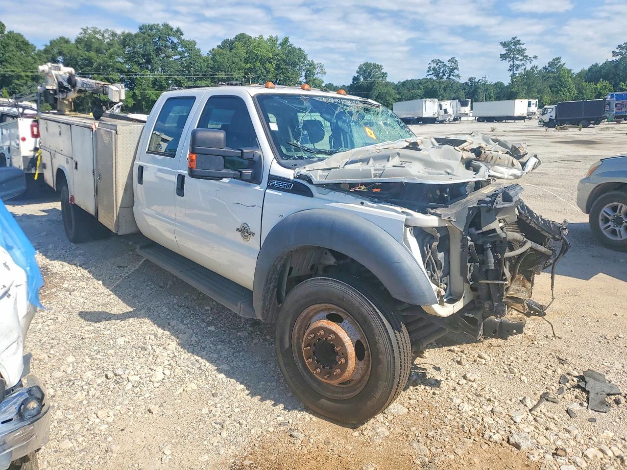 2012 FORD F550