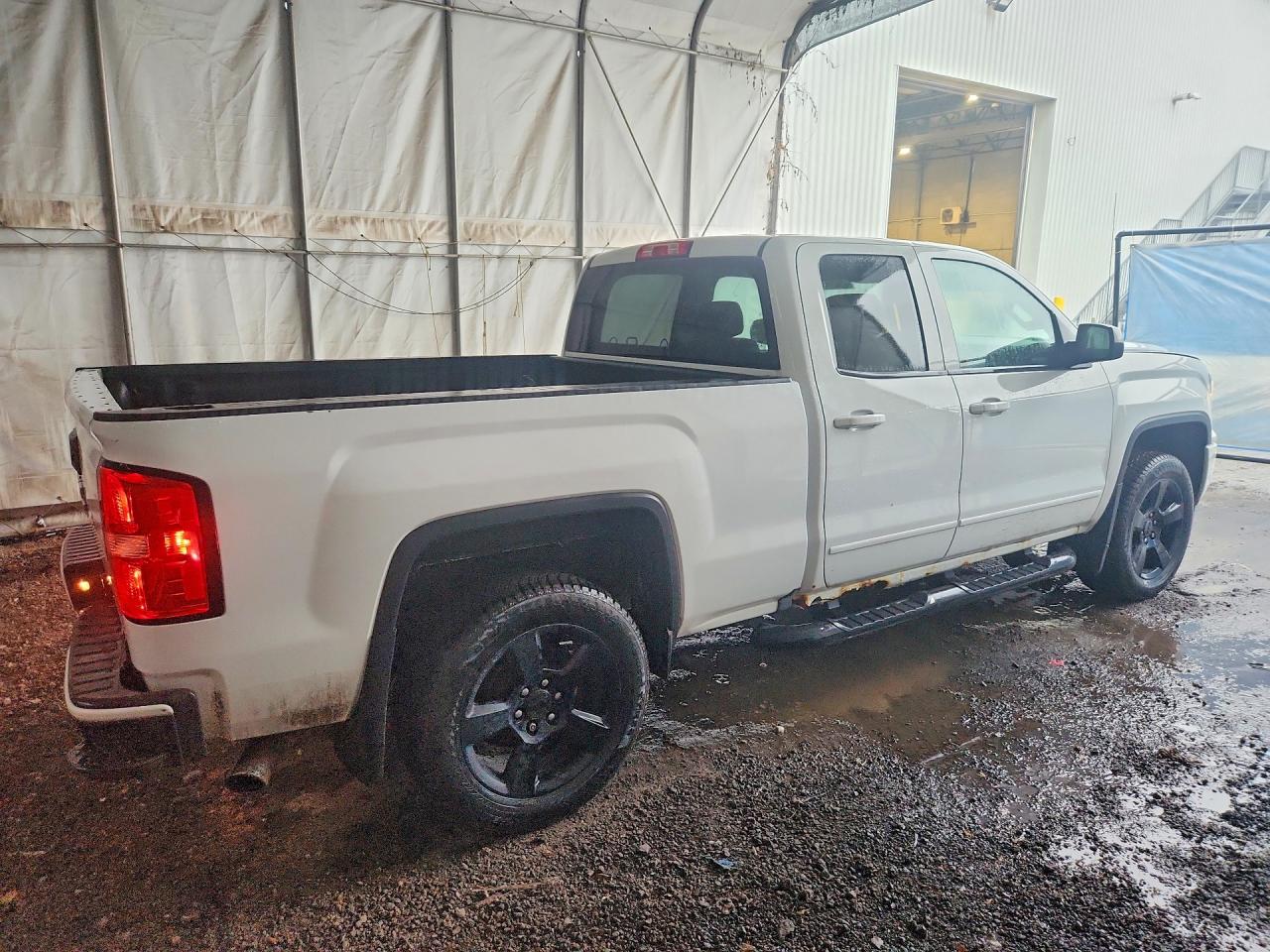 2017 GMC SIERRA