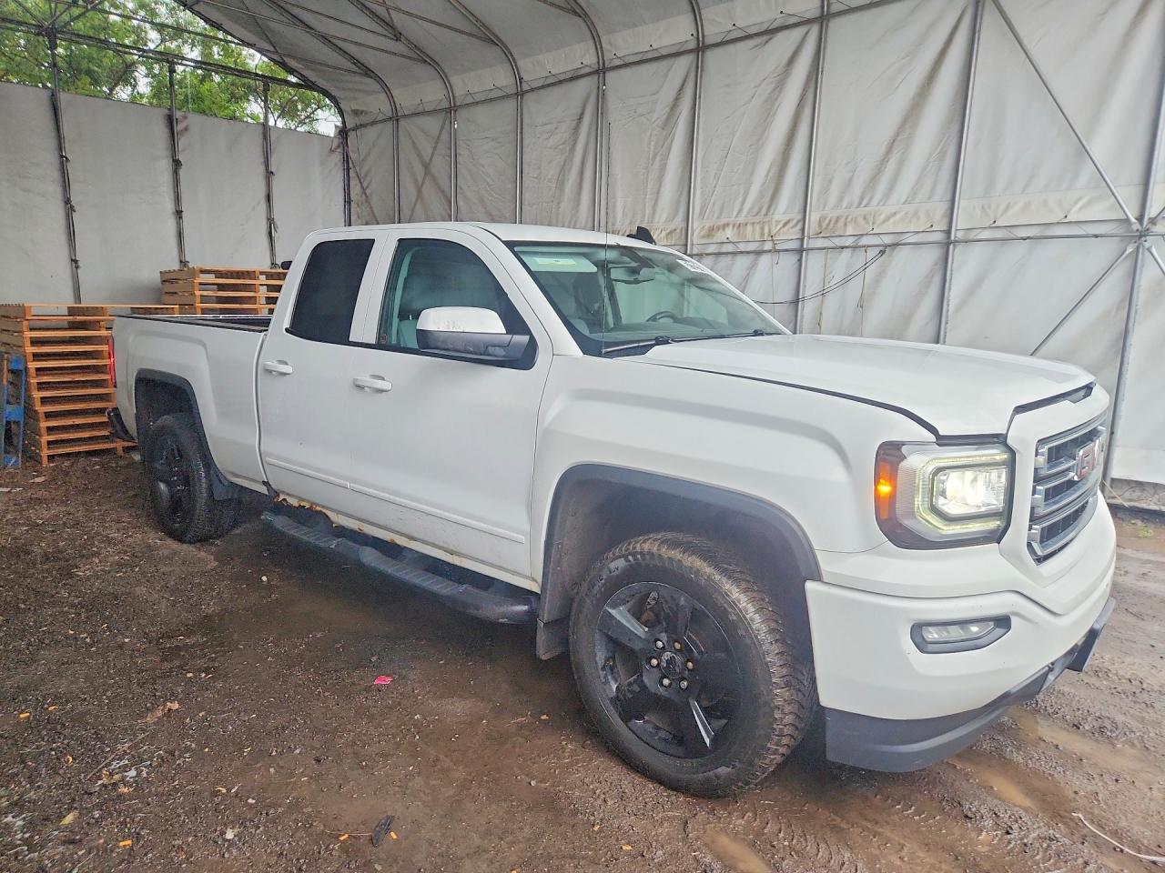 2017 GMC SIERRA