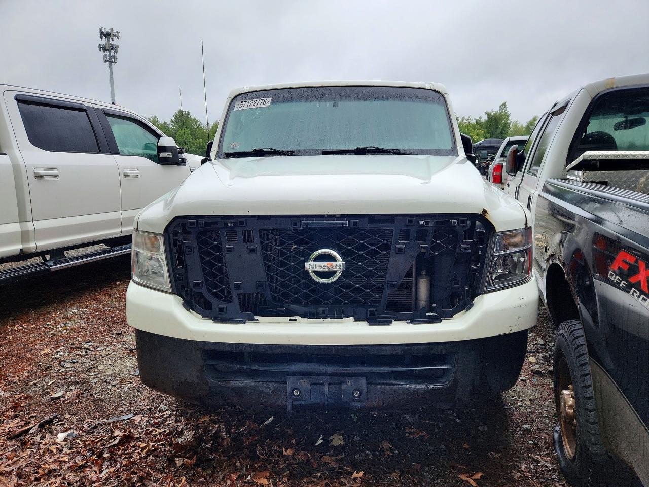 2016 NISSAN NV