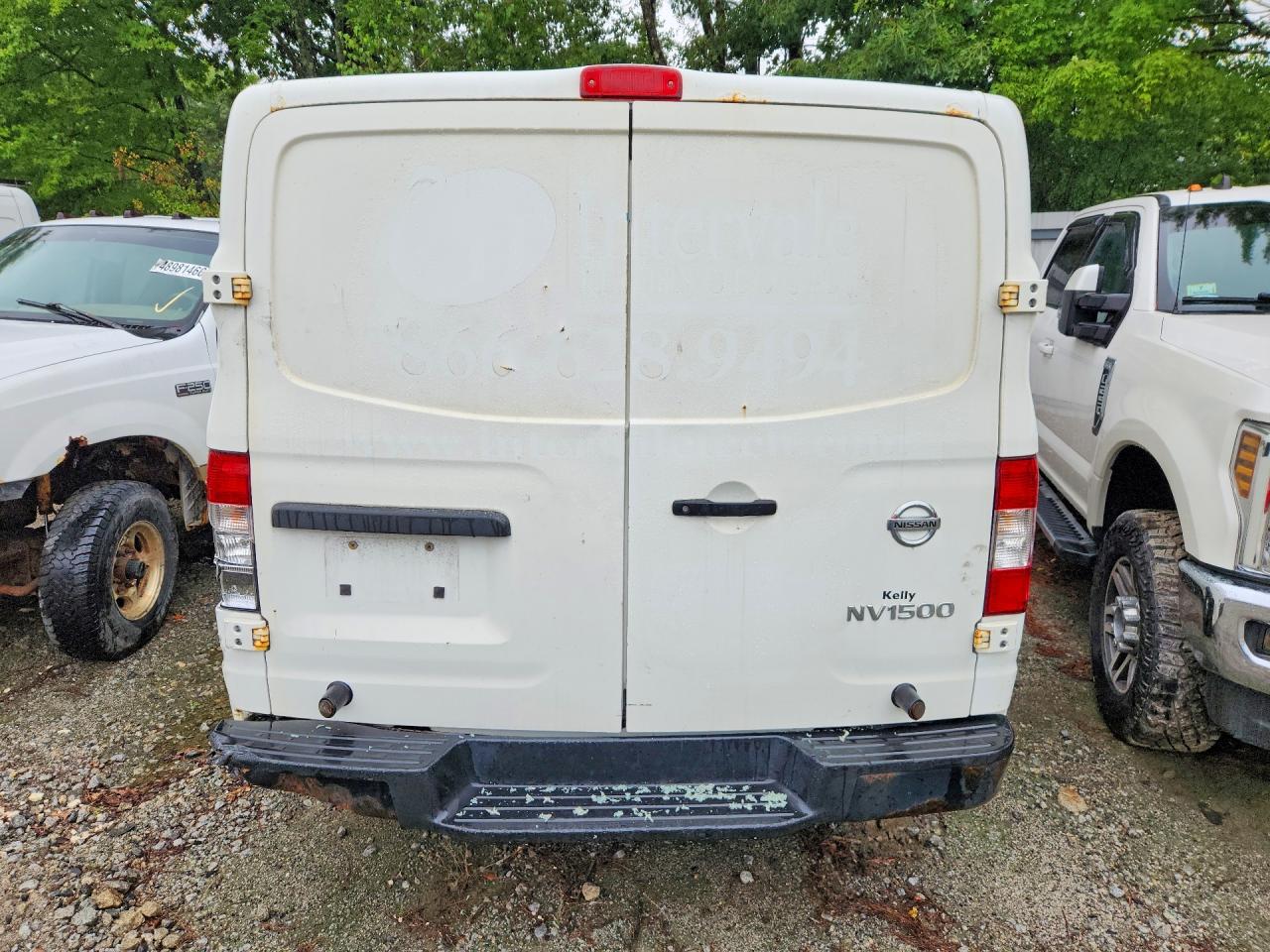 2016 NISSAN NV