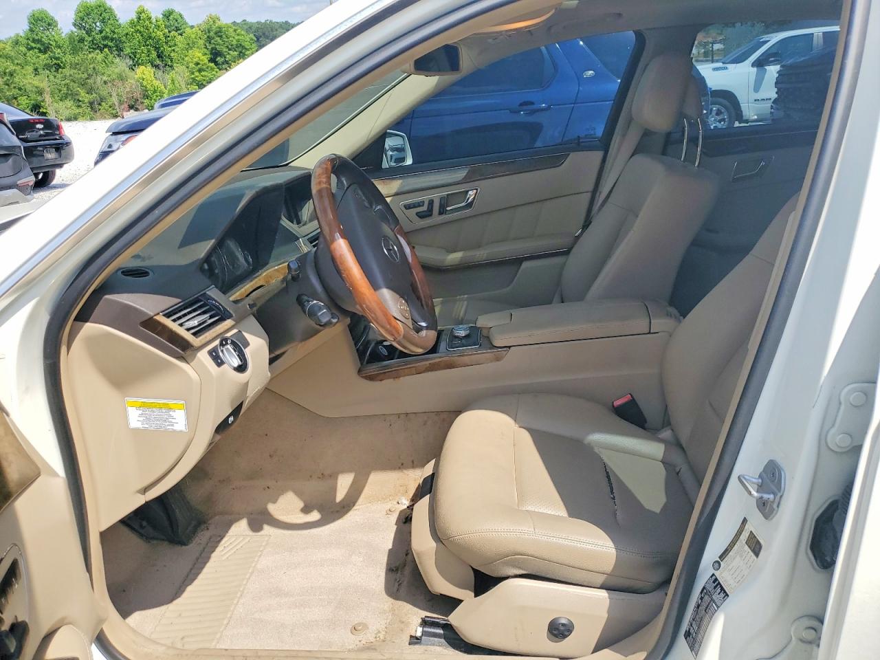 2011 MERCEDES-BENZ E-CLASS