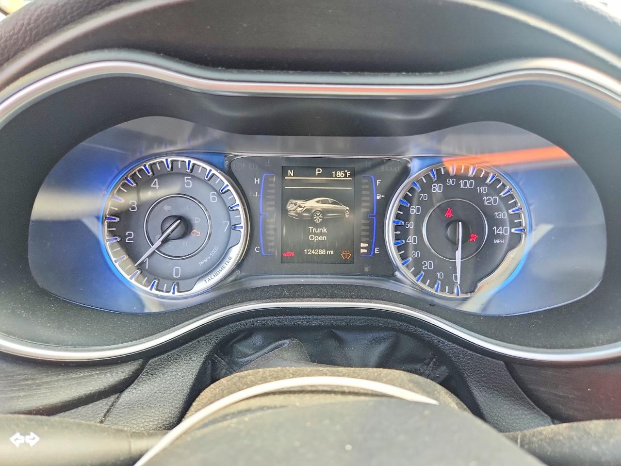 2015 CHRYSLER 200