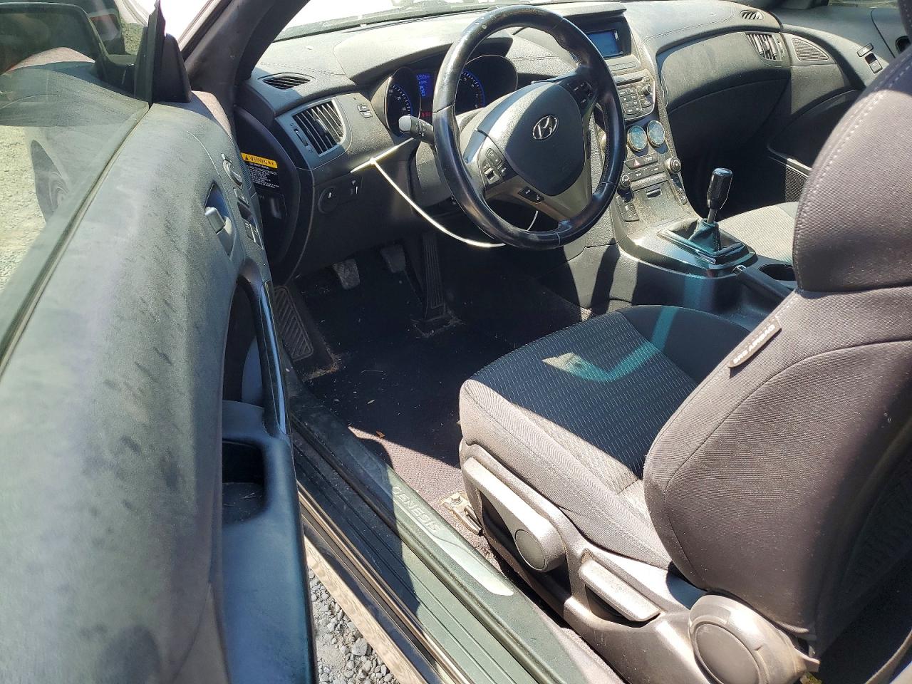 2013 HYUNDAI GENESIS