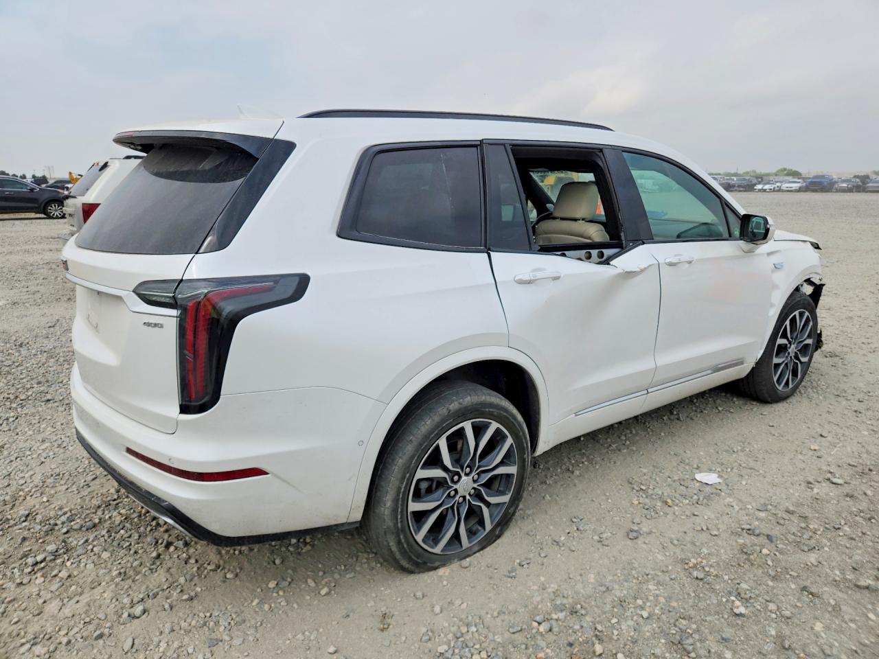 2021 CADILLAC XT6