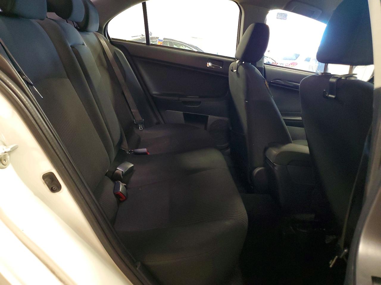 2013 MITSUBISHI LANCER