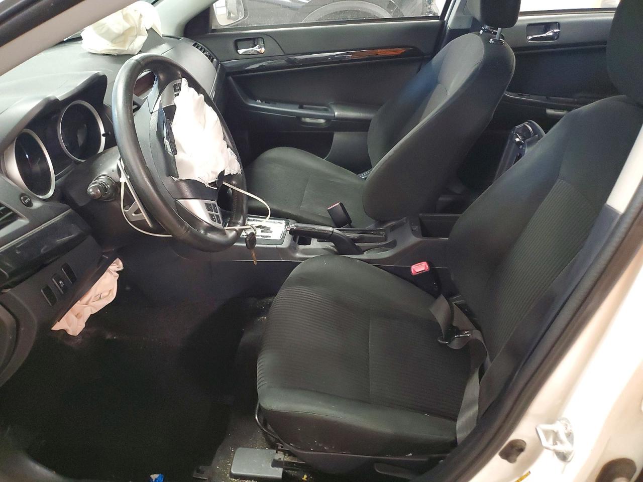 2013 MITSUBISHI LANCER