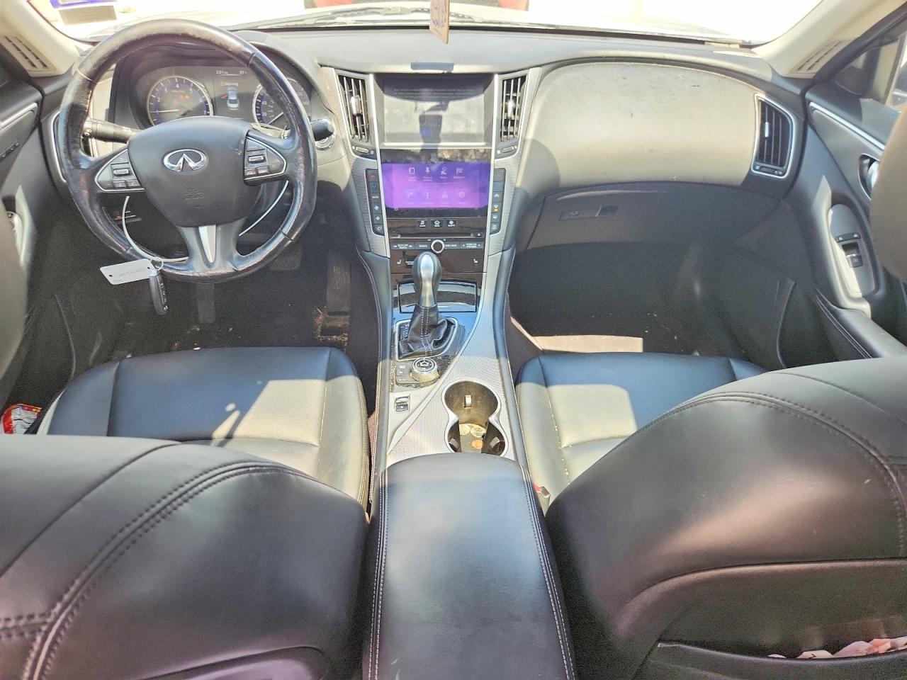 2016 INFINITI Q50 2.0T P